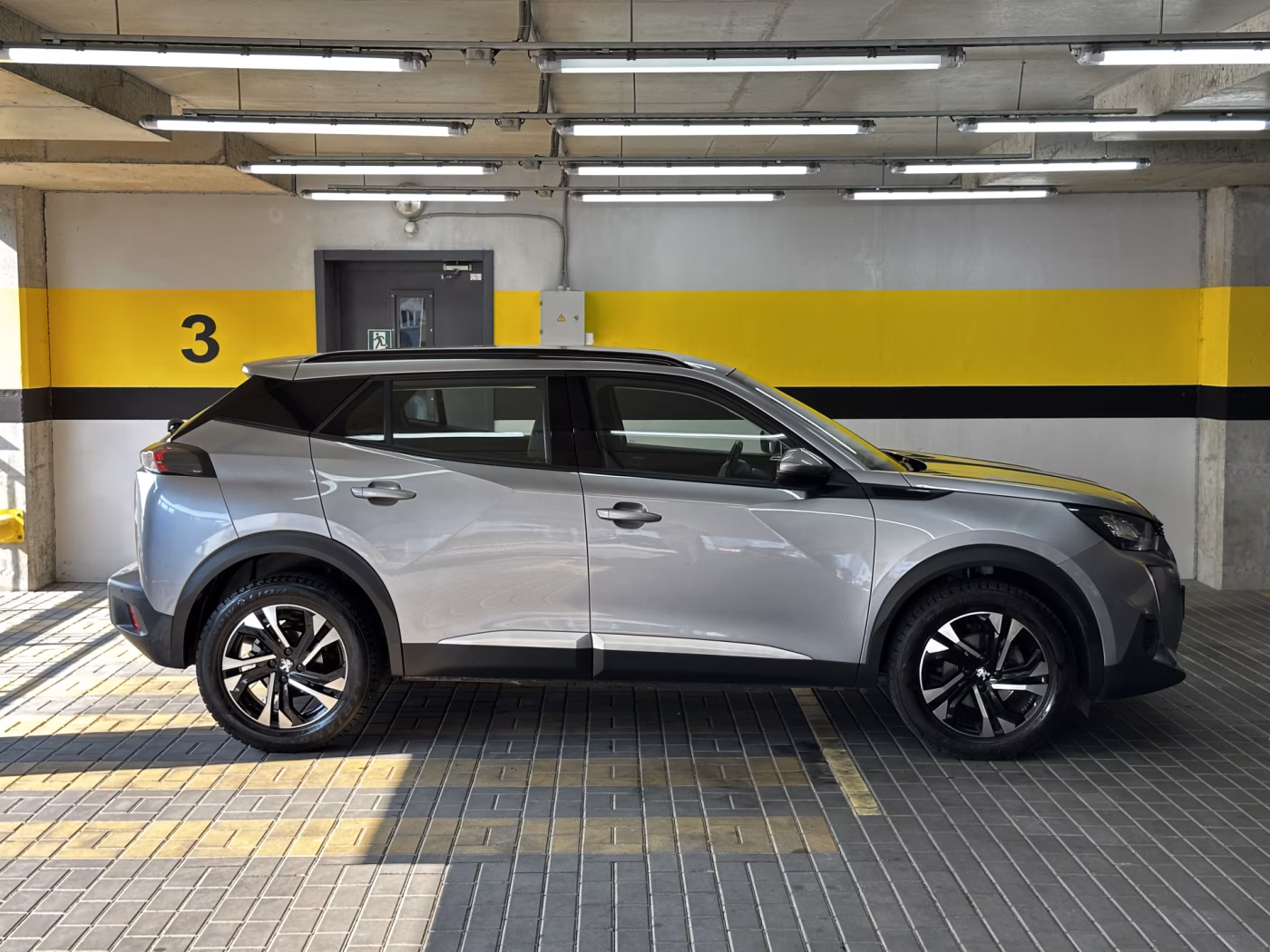 Peugeot 2008 фото 8