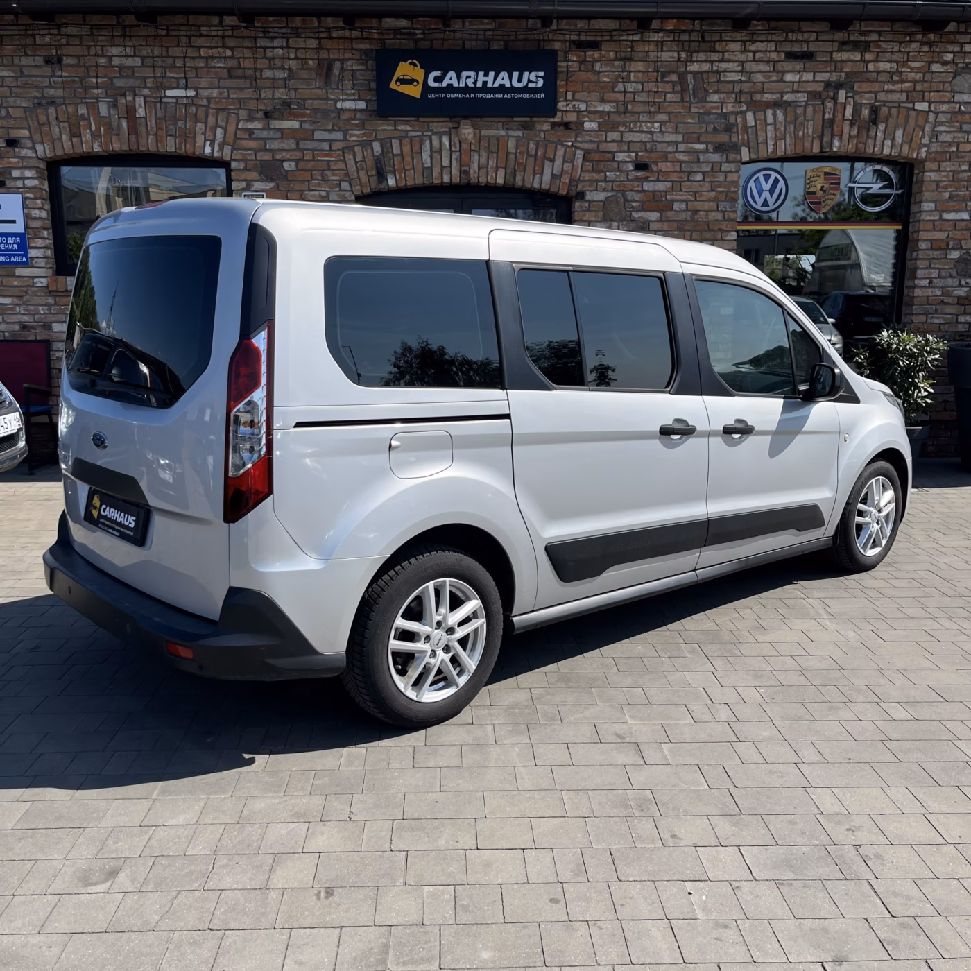 Ford Tourneo Connect фото 6