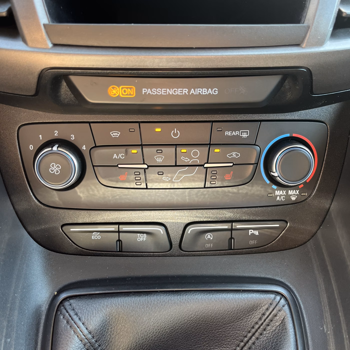 Ford Tourneo Connect фото 13