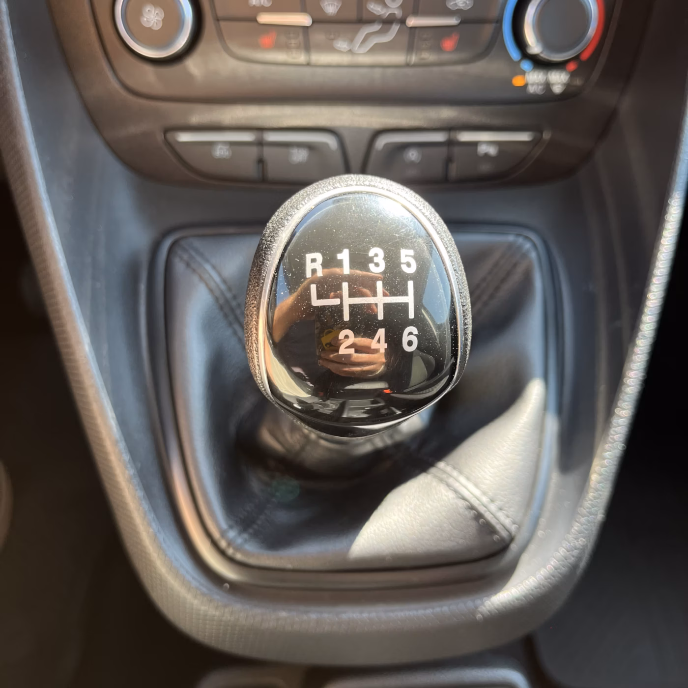Ford Tourneo Connect фото 14