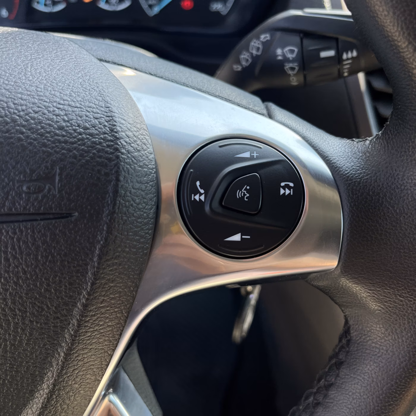 Ford Tourneo Connect фото 15