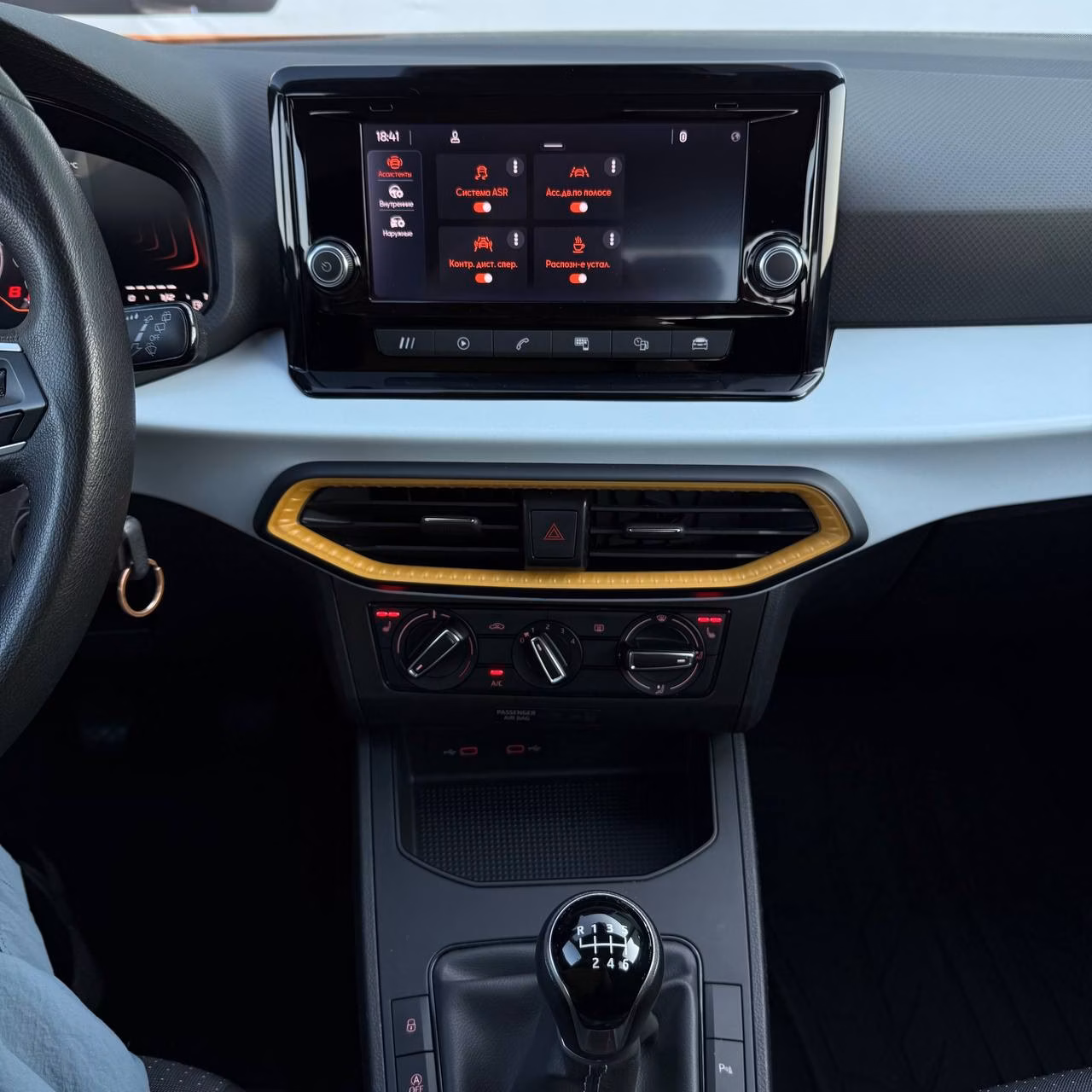 SEAT Ibiza фото 14