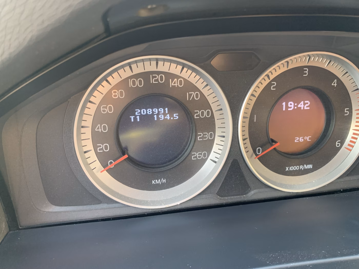 Volvo V60 фото 9