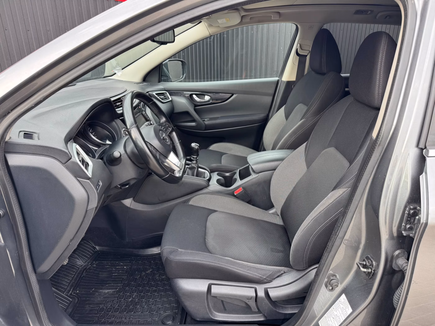 Nissan Qashqai фото 8