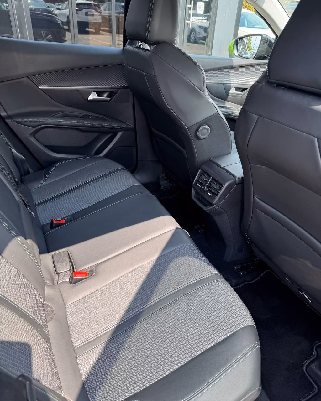 Peugeot 3008 фото 13