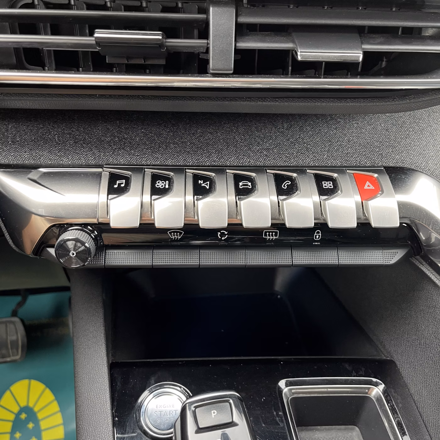 Peugeot 5008 фото 15