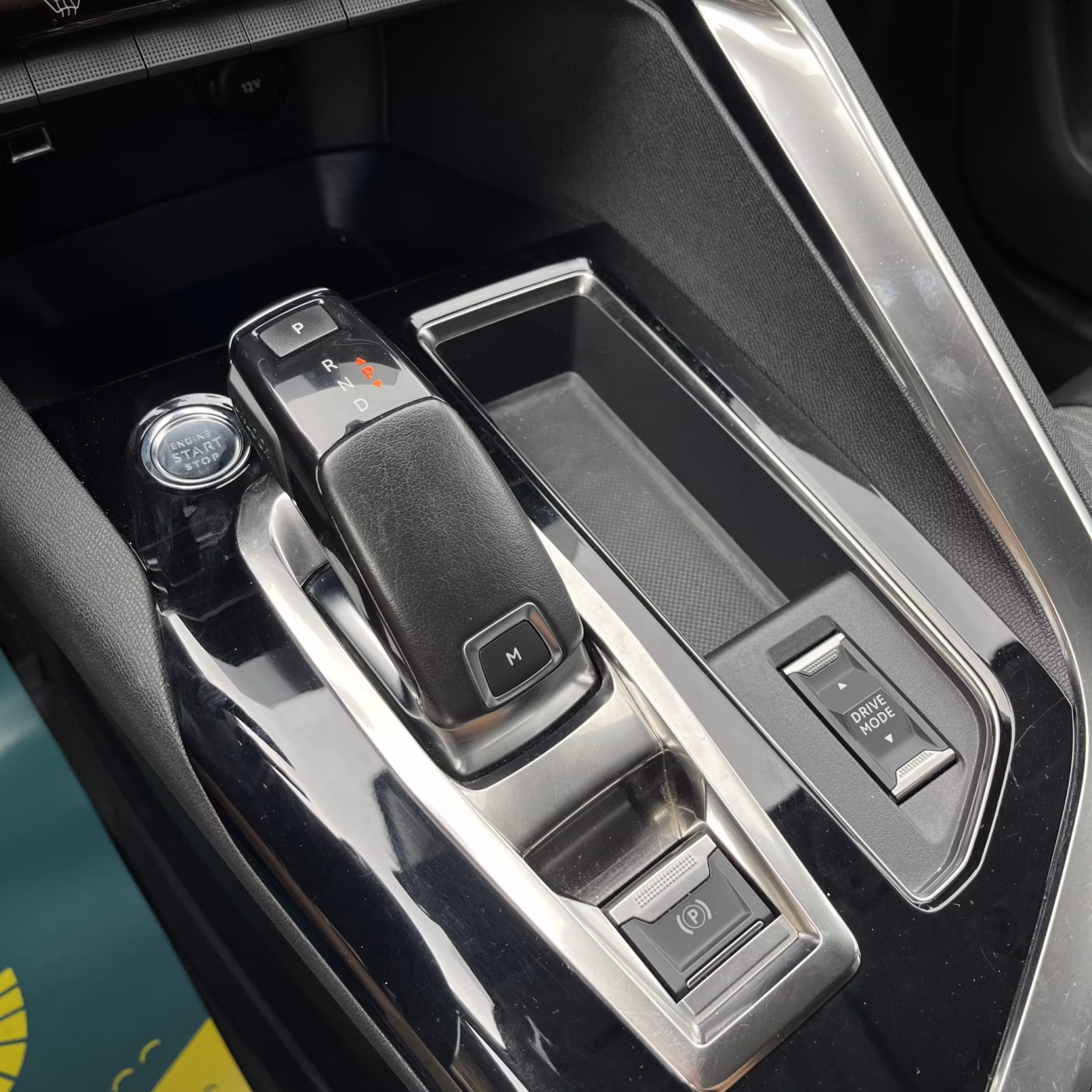 Peugeot 5008 фото 16