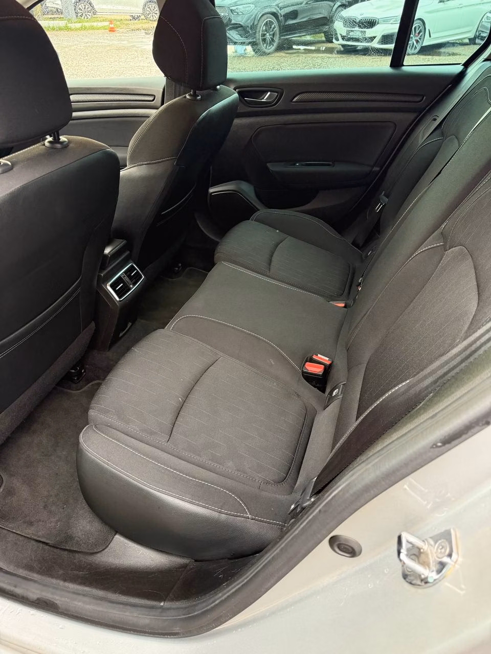 Renault Megane фото 12