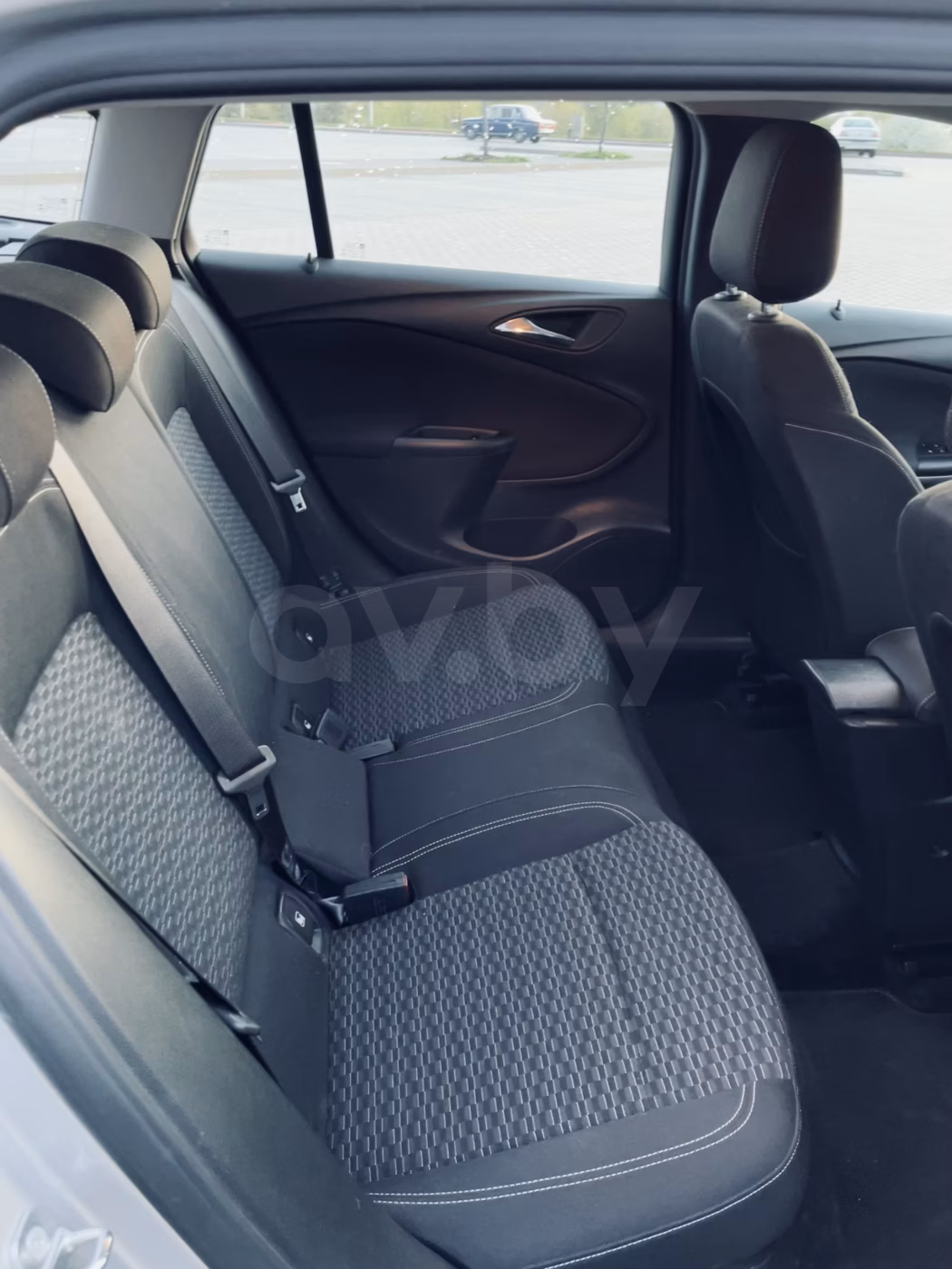 Opel Astra фото 9