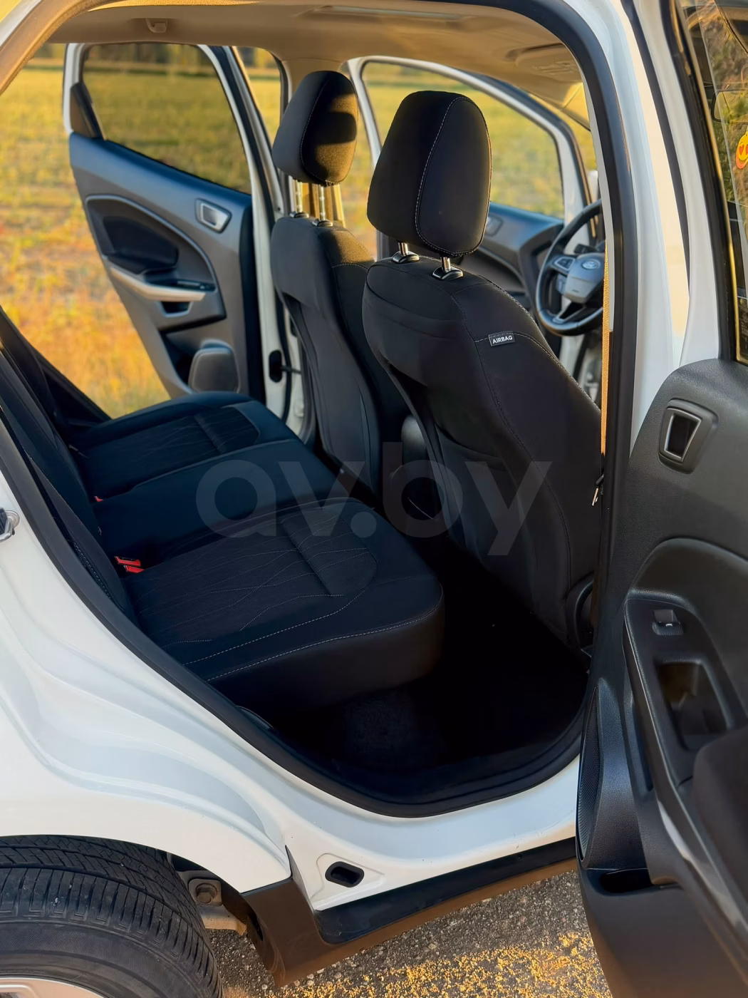 Ford EcoSport фото 14