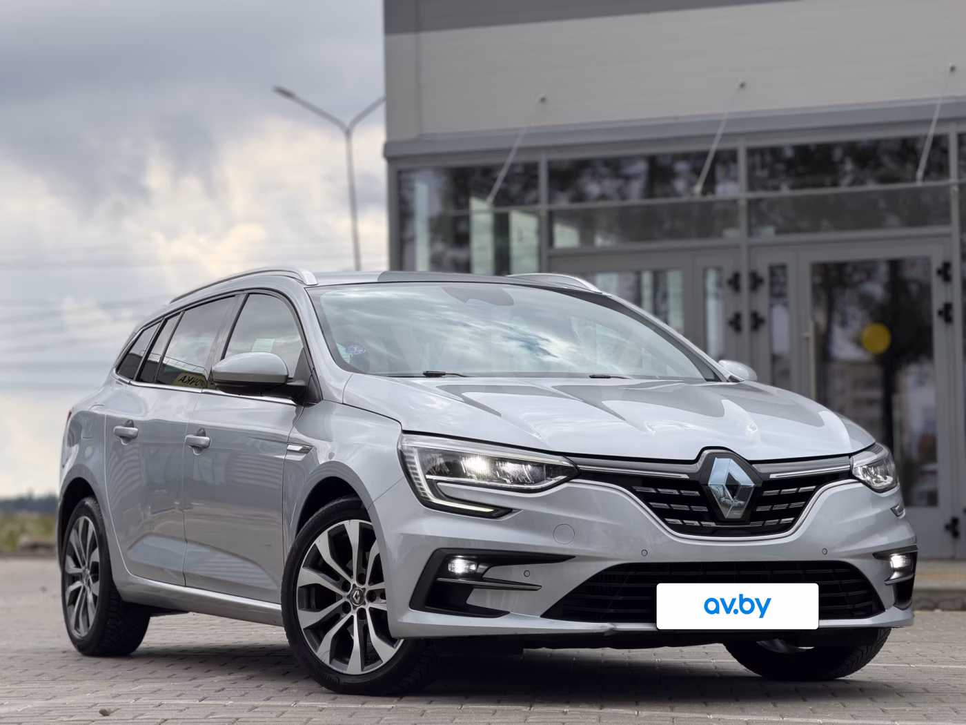 Renault Megane фото 13