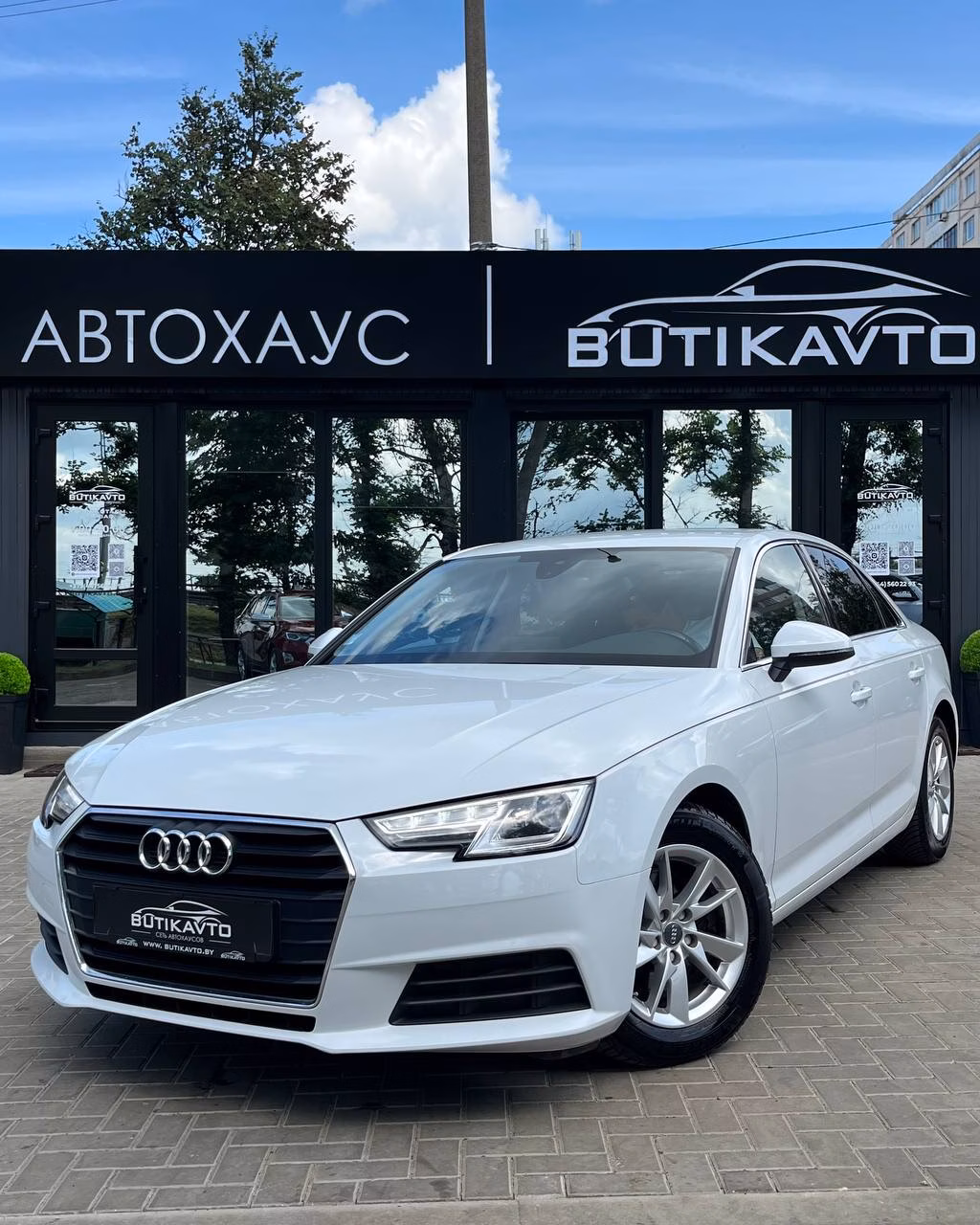 Audi A4 фото 2