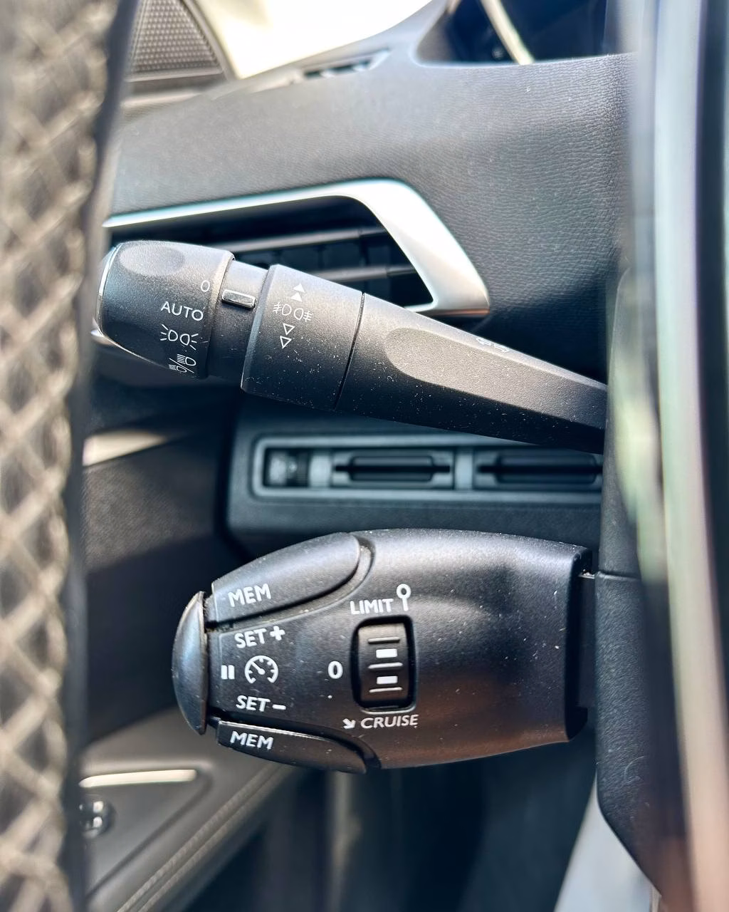 Peugeot 3008 фото 14