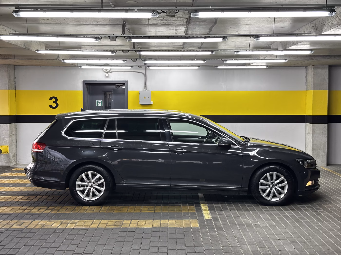 Volkswagen Passat фото 8