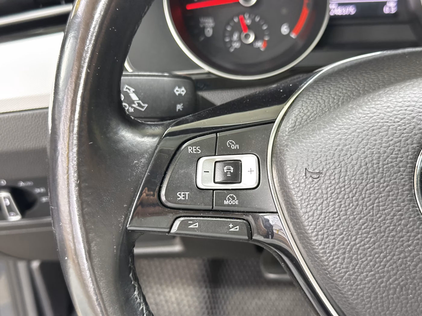 Volkswagen Passat фото 19