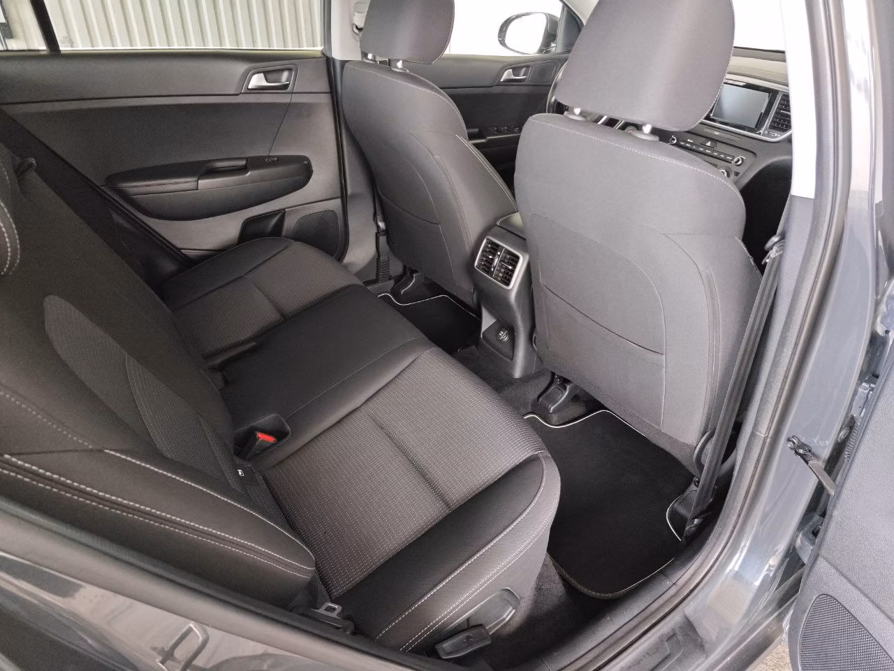 Kia Sportage фото 15