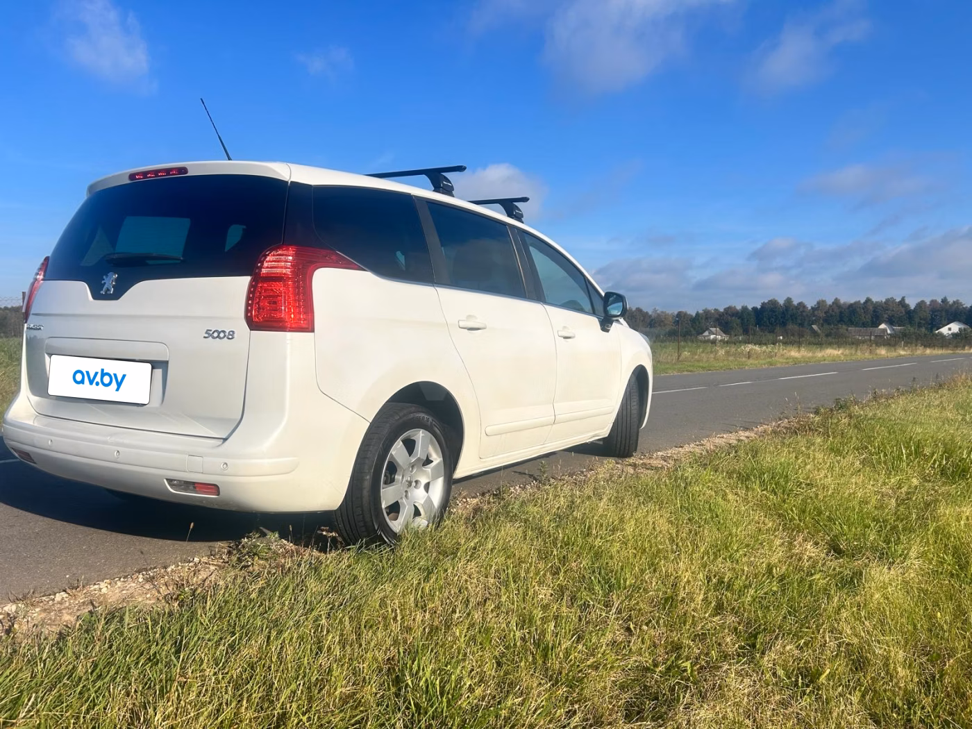Peugeot 5008 фото 6