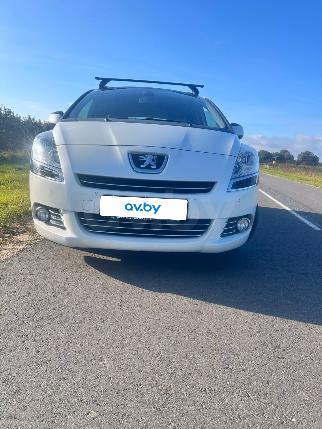Peugeot 5008 фото 12