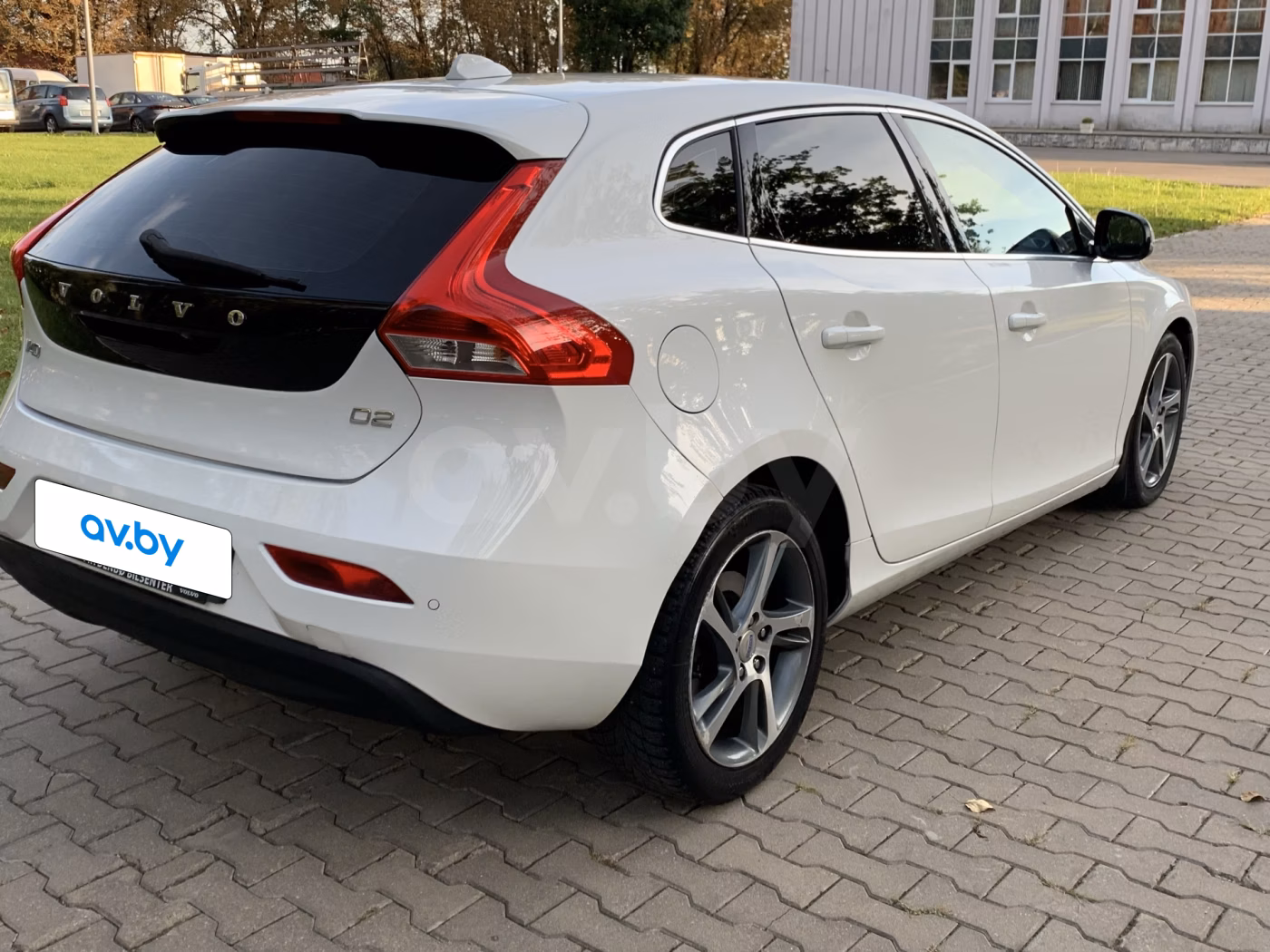 Volvo V40 фото 6