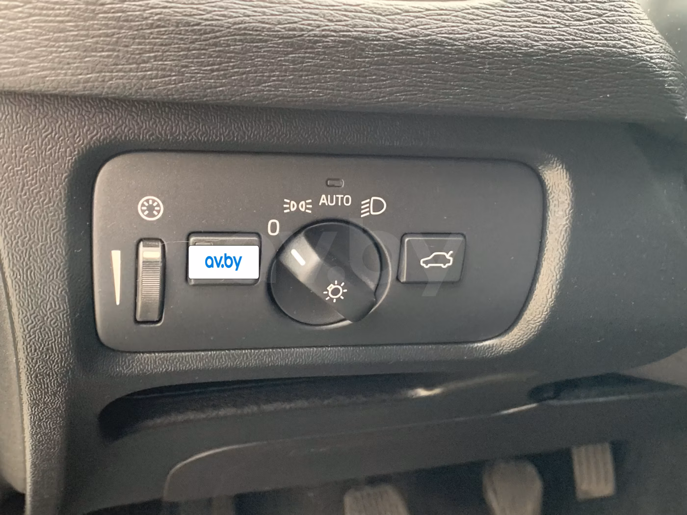 Volvo V40 фото 19