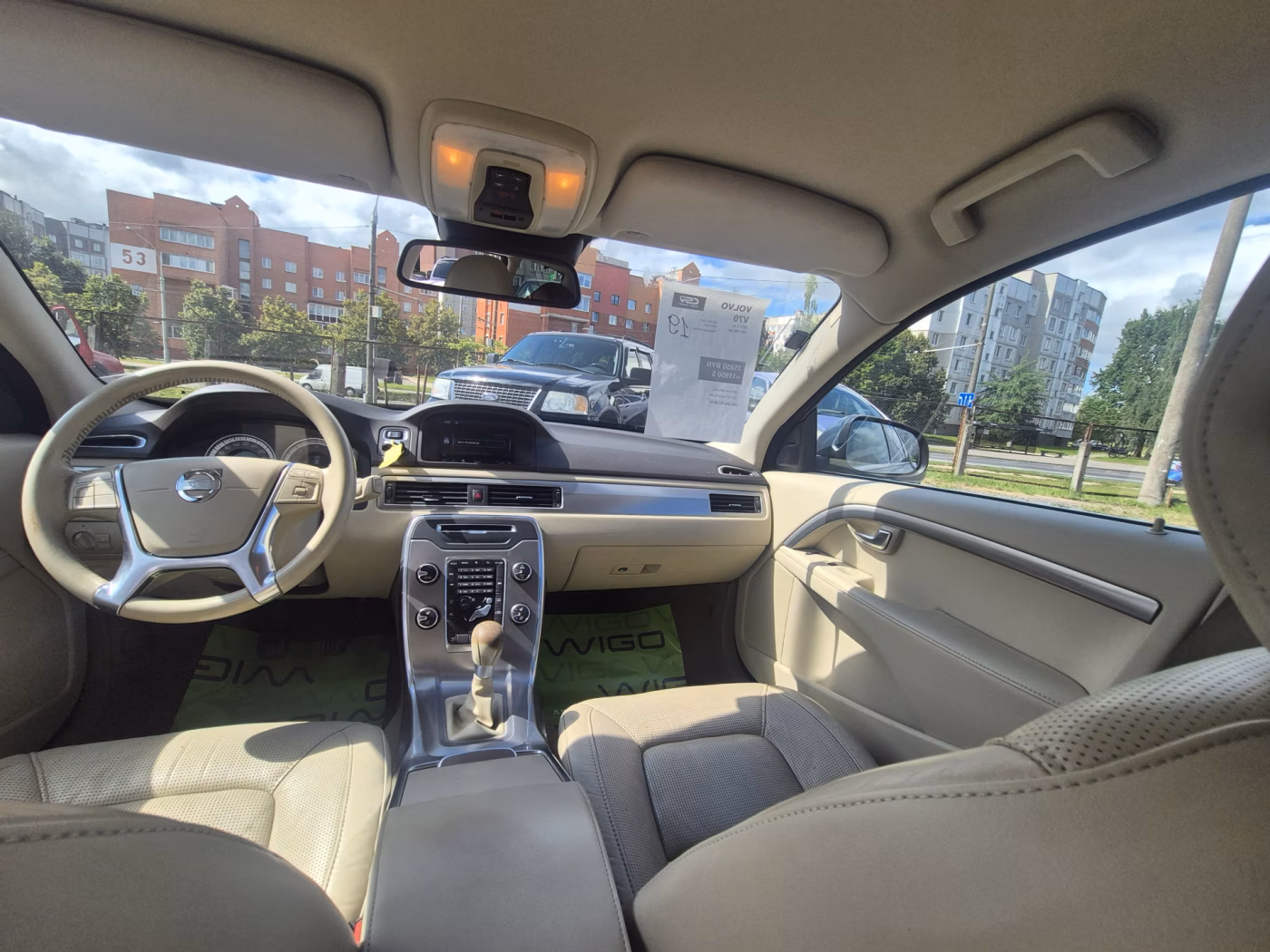 Volvo V70 фото 13