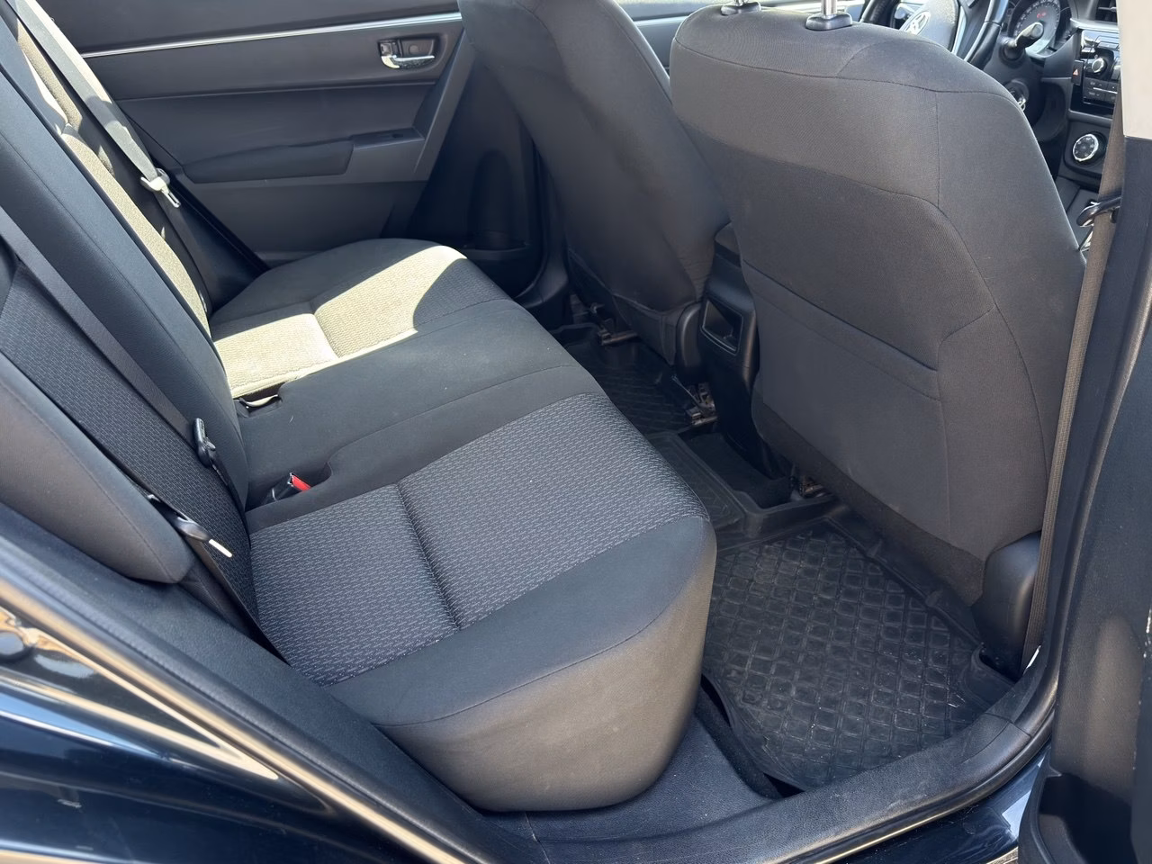 Toyota Corolla фото 19
