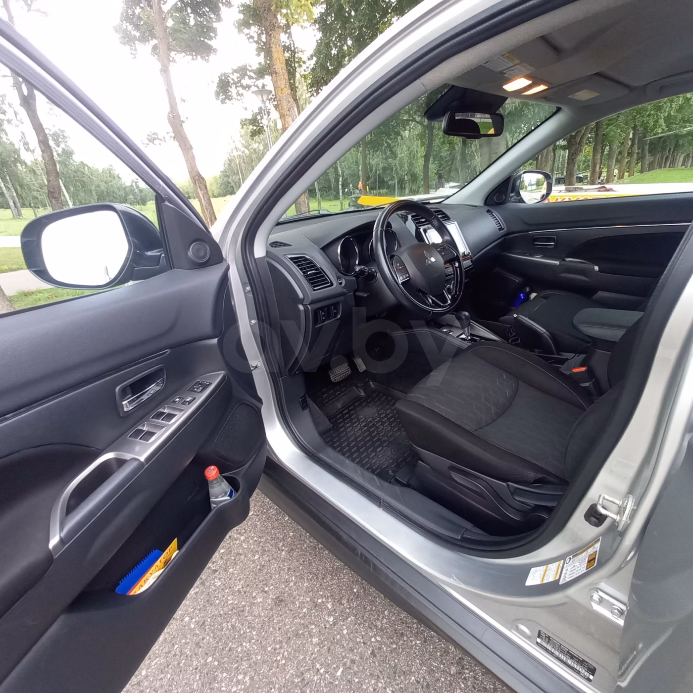 Mitsubishi Outlander Sport фото 11