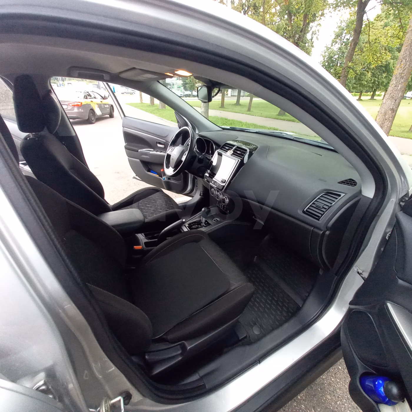 Mitsubishi Outlander Sport фото 15