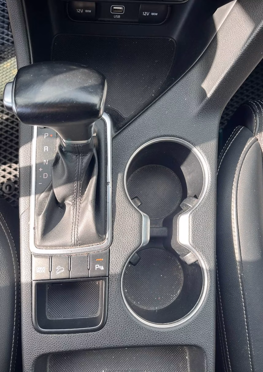 Kia Sportage фото 9