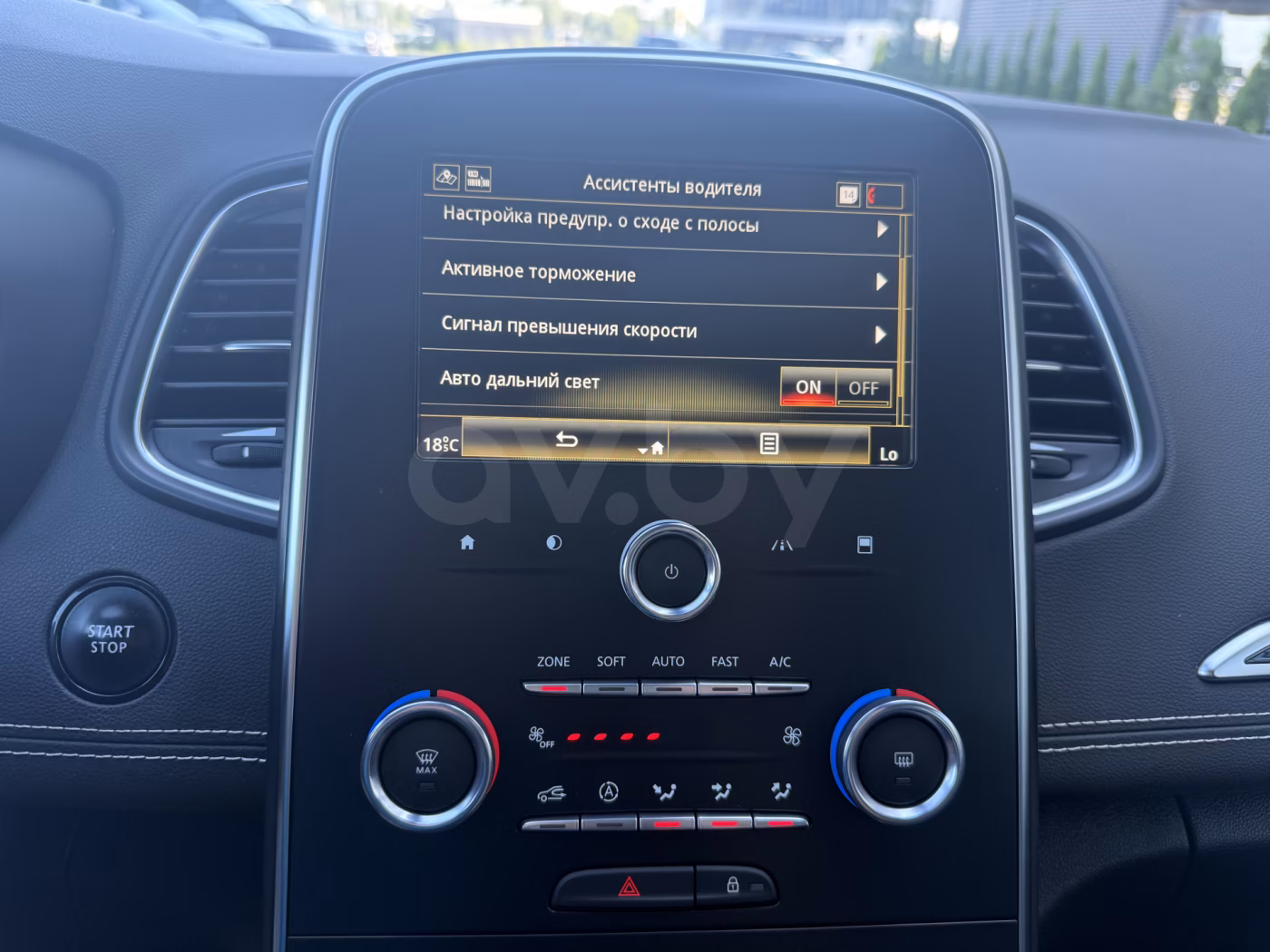 Renault Grand Scenic фото 18