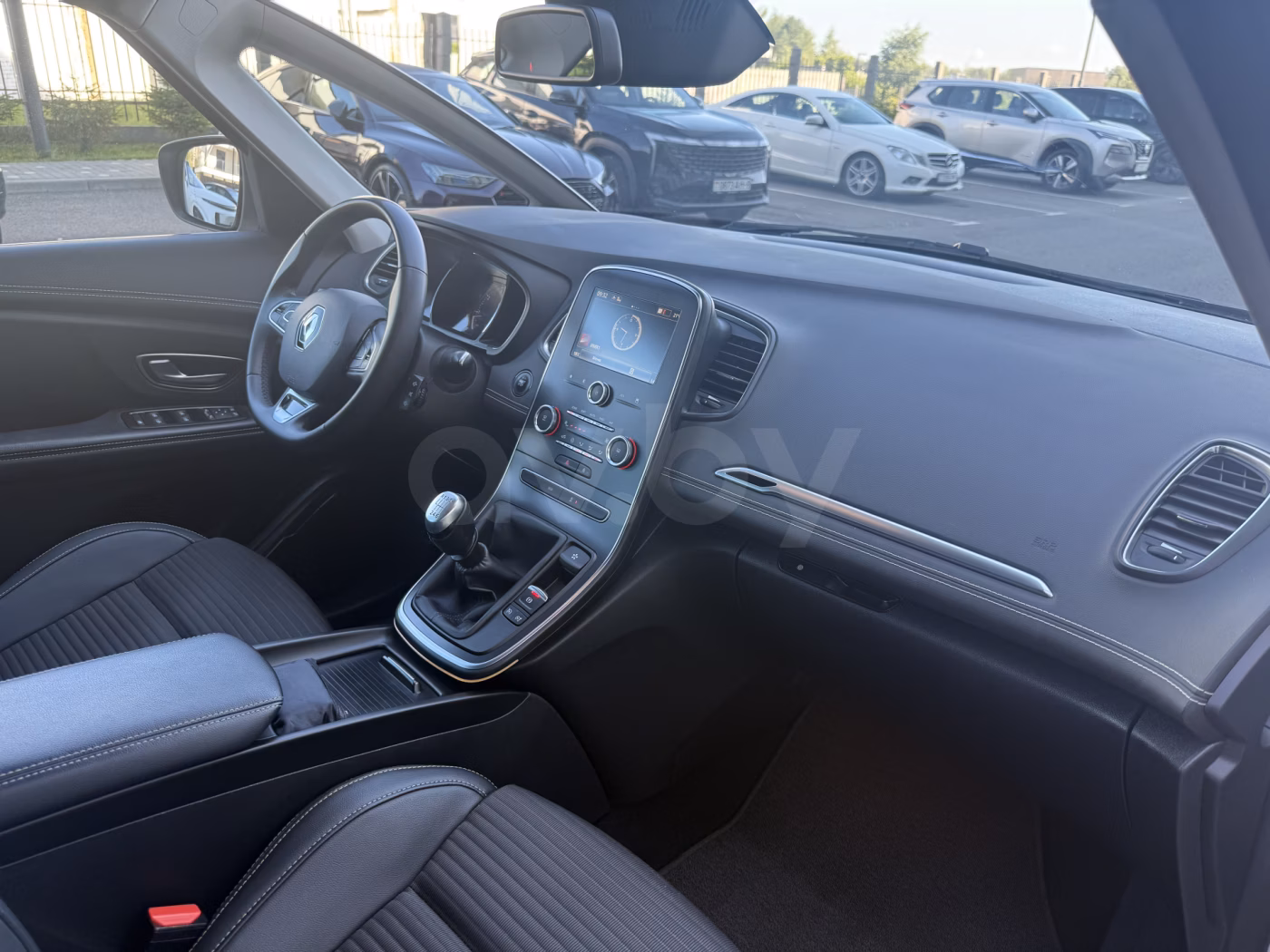 Renault Grand Scenic фото 19