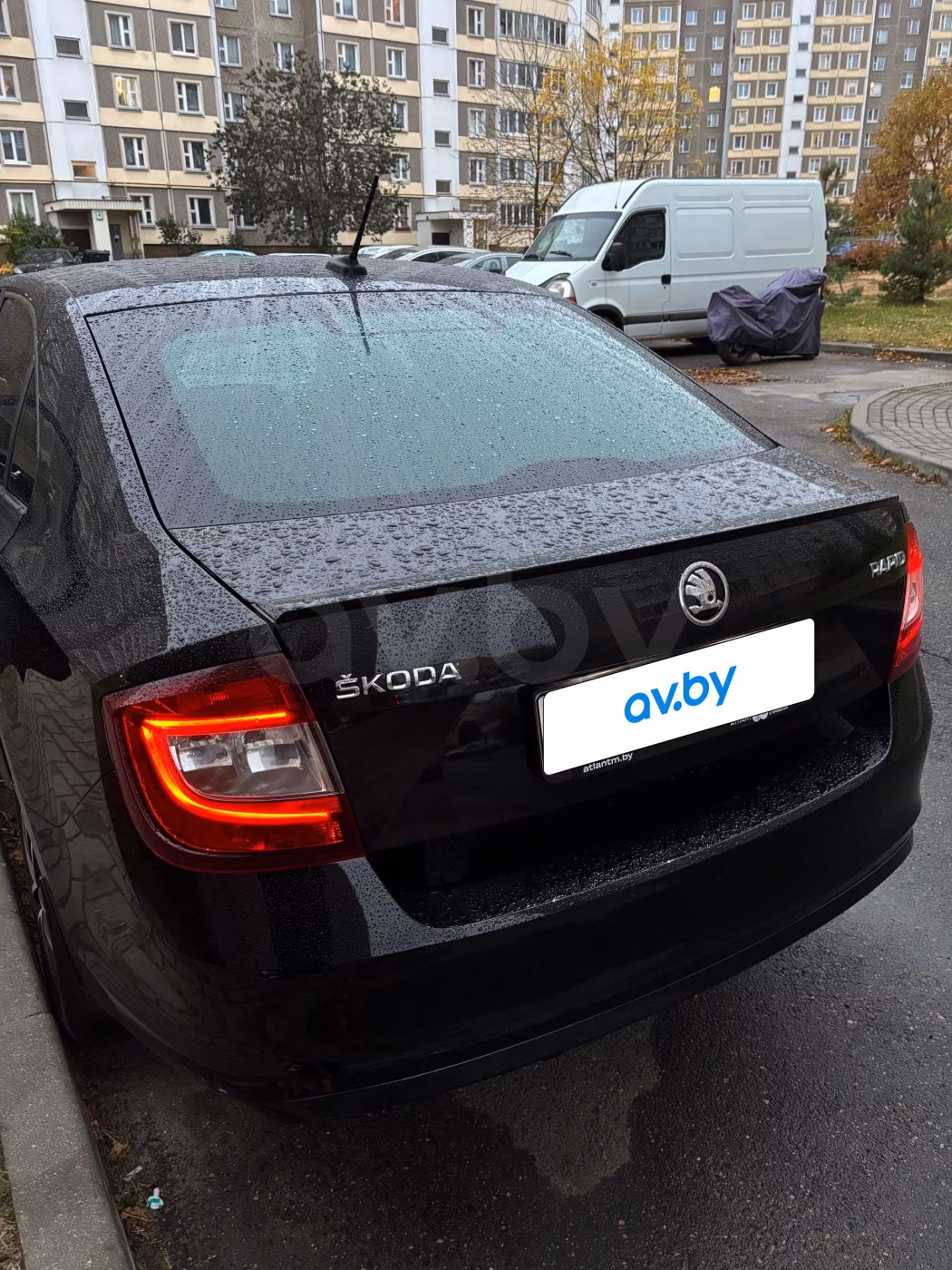 Skoda Rapid фото 4