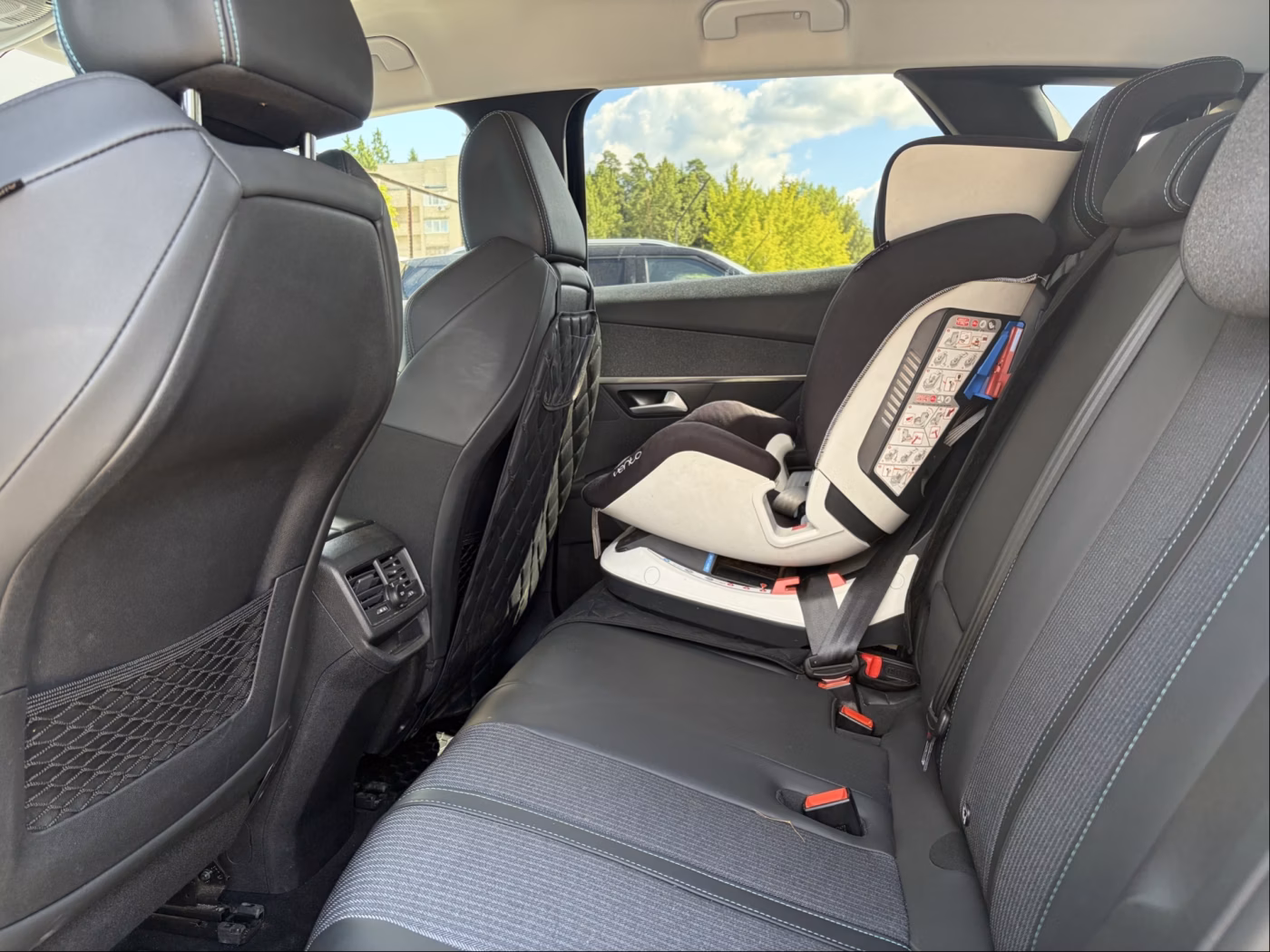 Peugeot 3008 фото 11