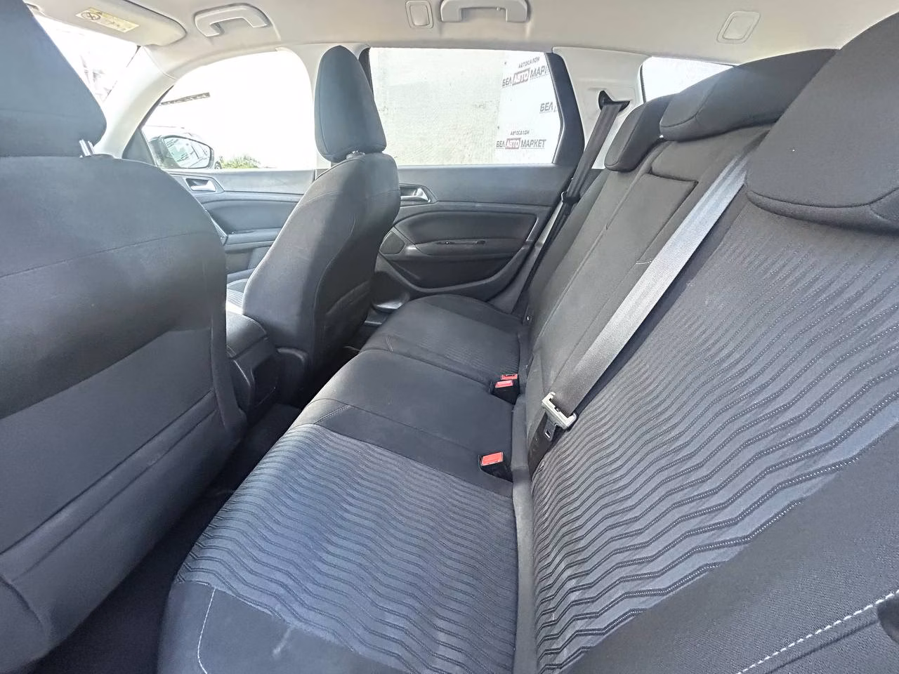 Peugeot 308 фото 6