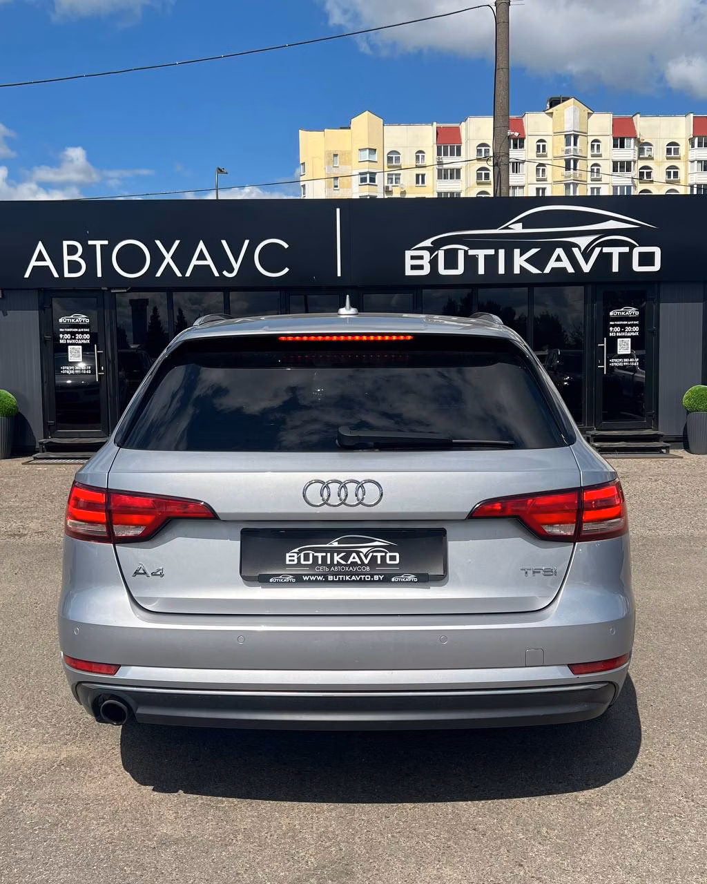 Audi A4 фото 5