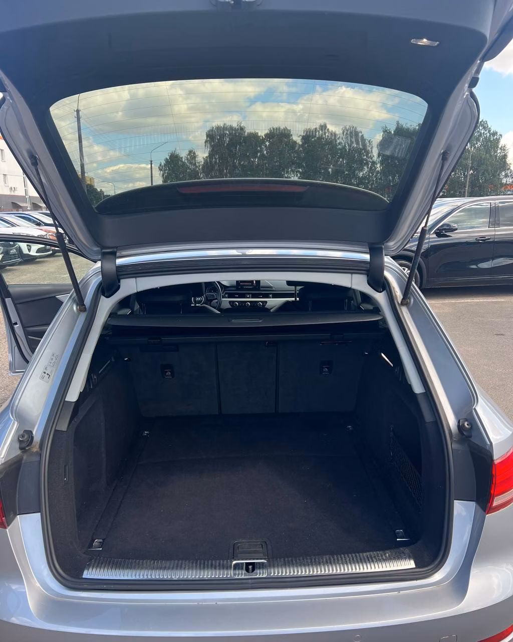 Audi A4 фото 12