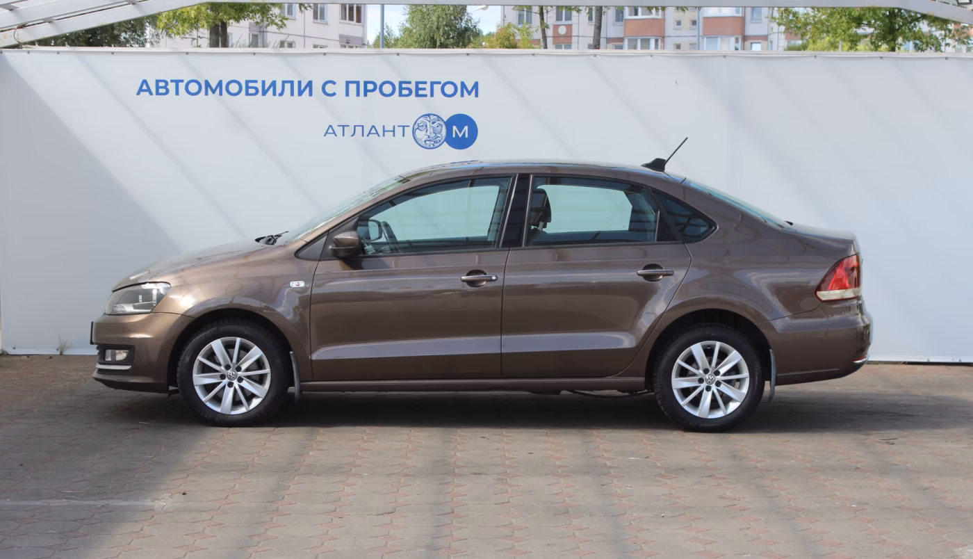 Volkswagen Polo Sedan фото 5