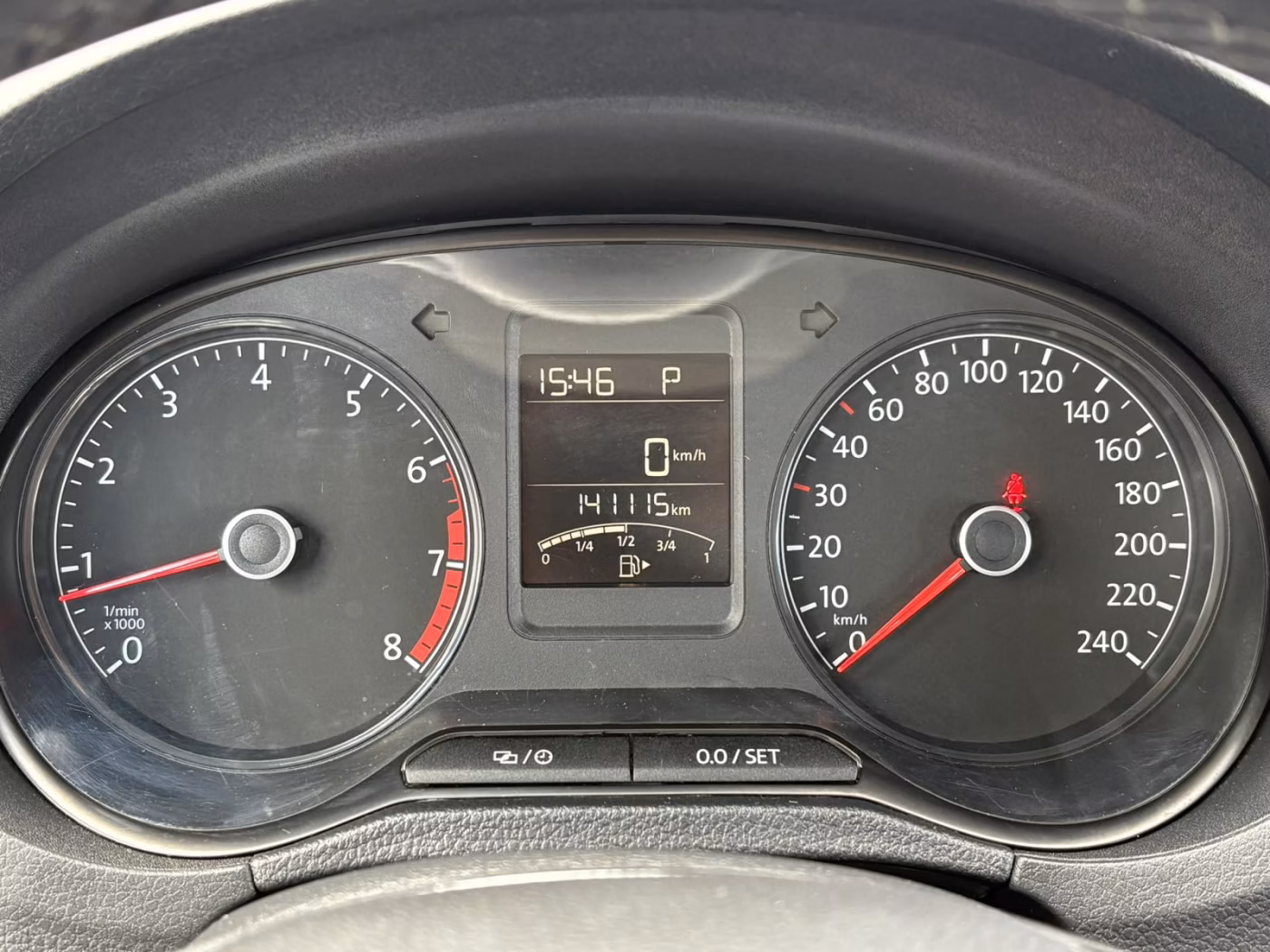 Volkswagen Polo Sedan фото 9