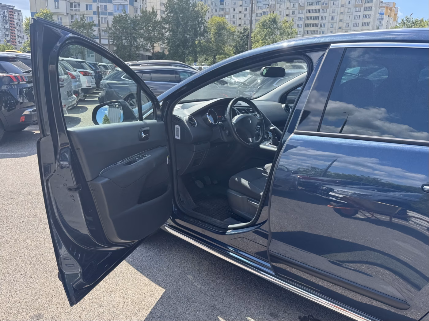 Peugeot 3008 фото 9