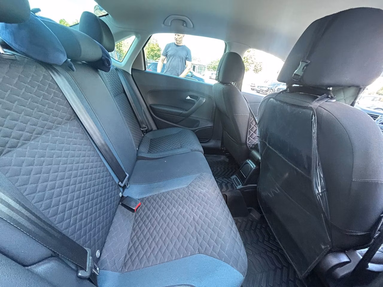 Volkswagen Polo Sedan фото 3