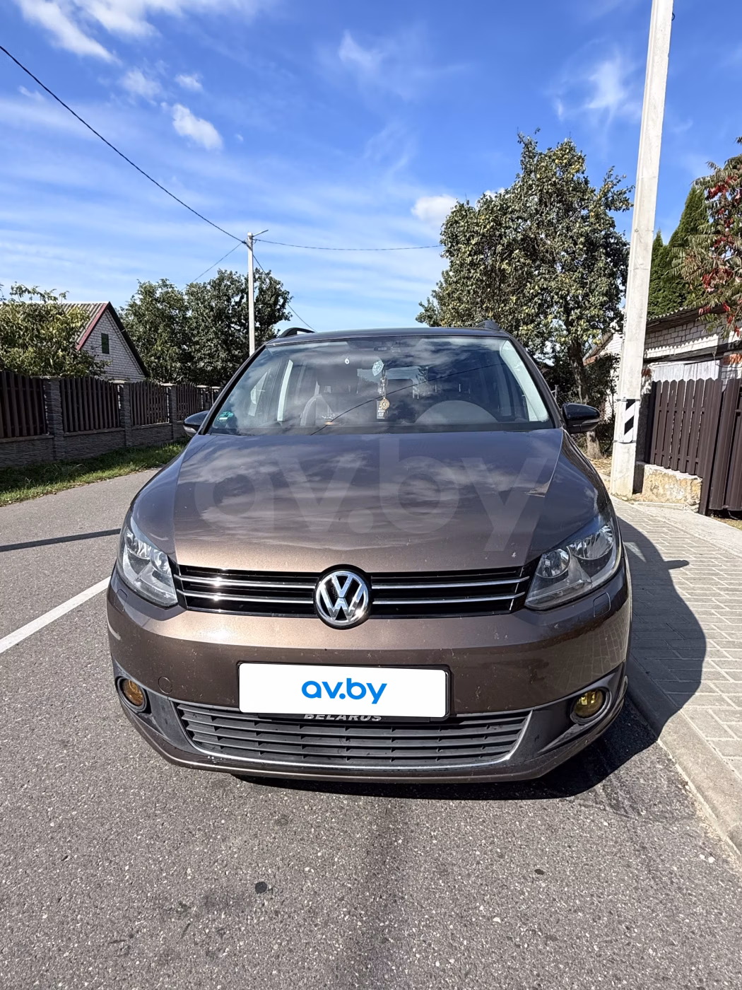 Volkswagen Touran фото 2
