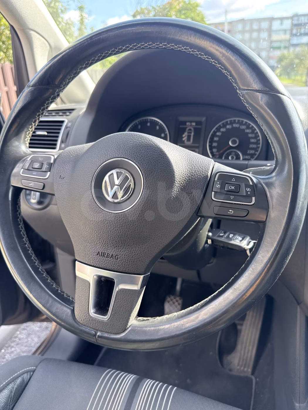 Volkswagen Touran фото 11