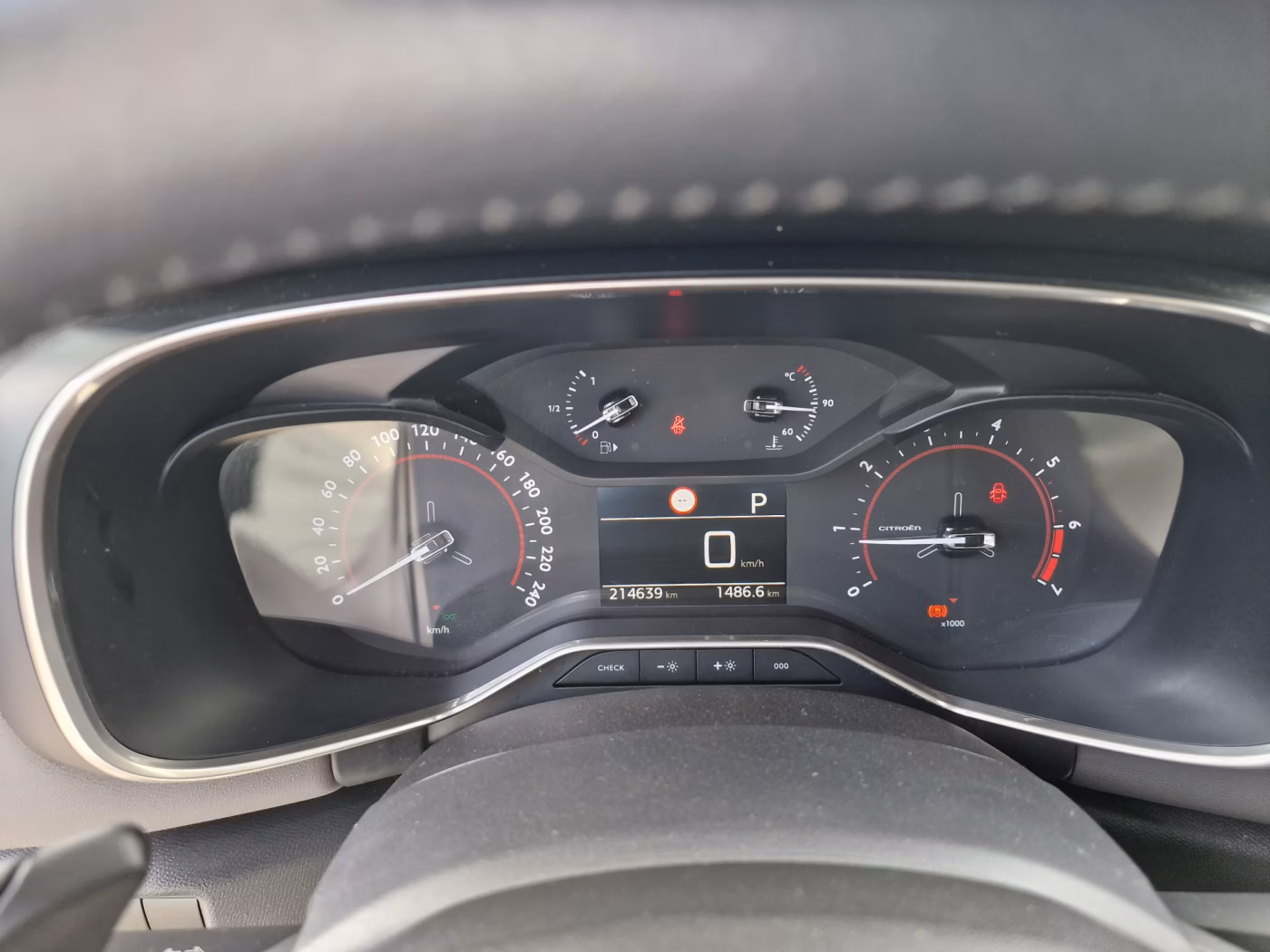 Citroen C5 Aircross фото 12