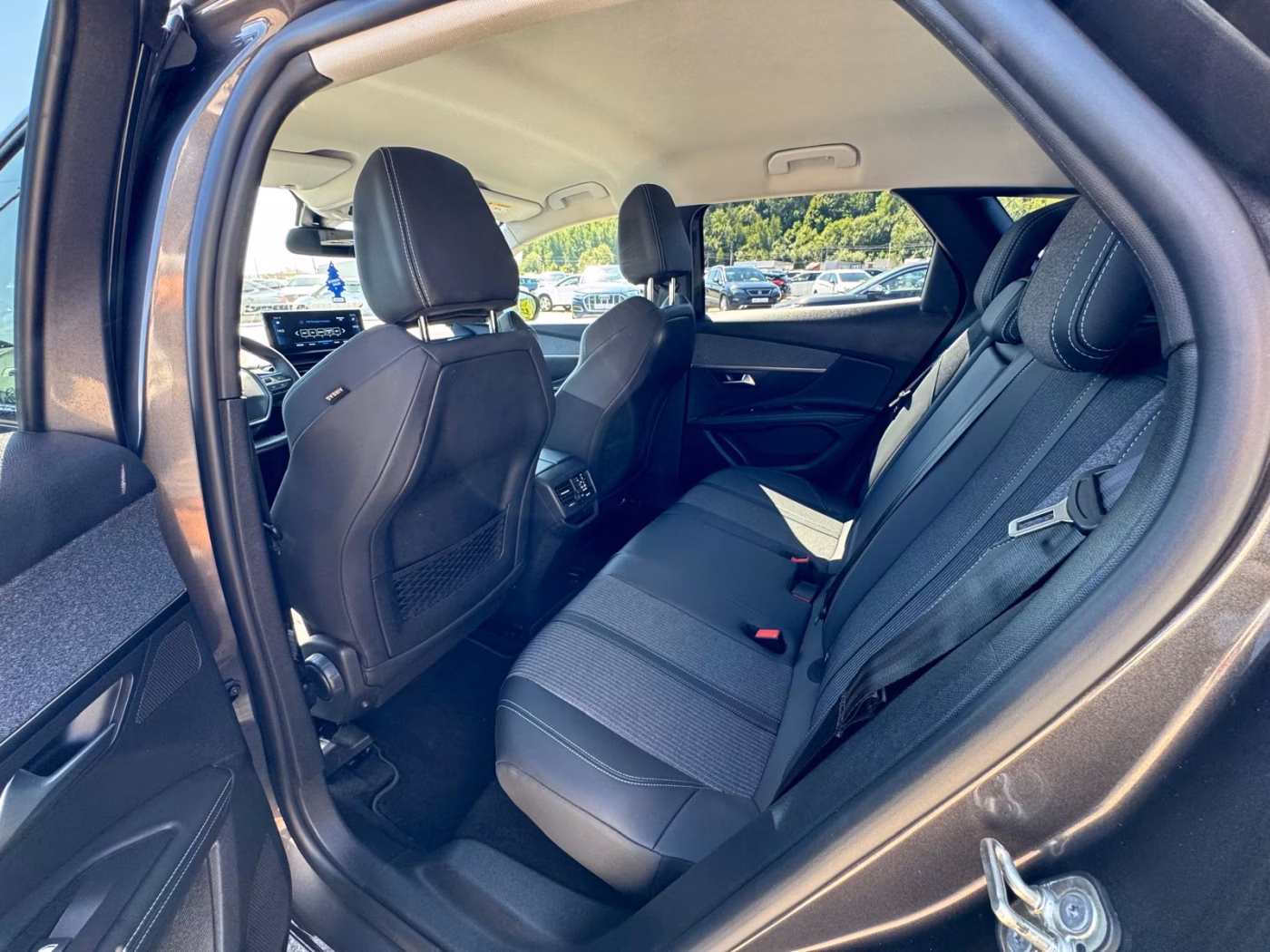 Peugeot 3008 фото 9