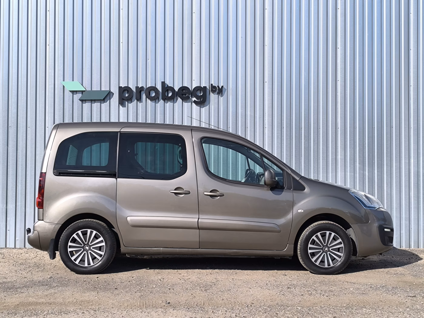 Peugeot Partner фото 3