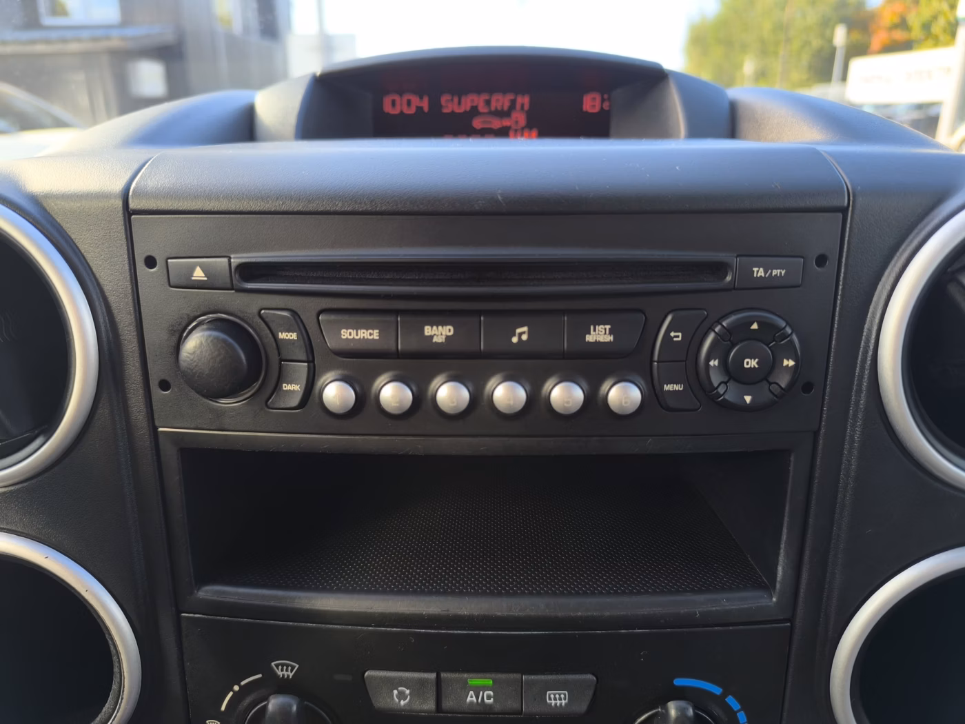 Peugeot Partner фото 19