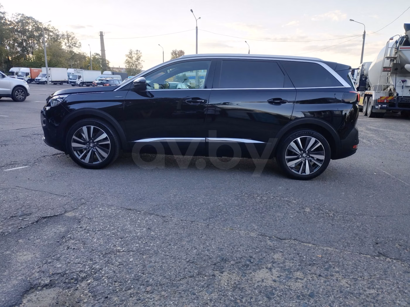 Peugeot 5008 фото 2