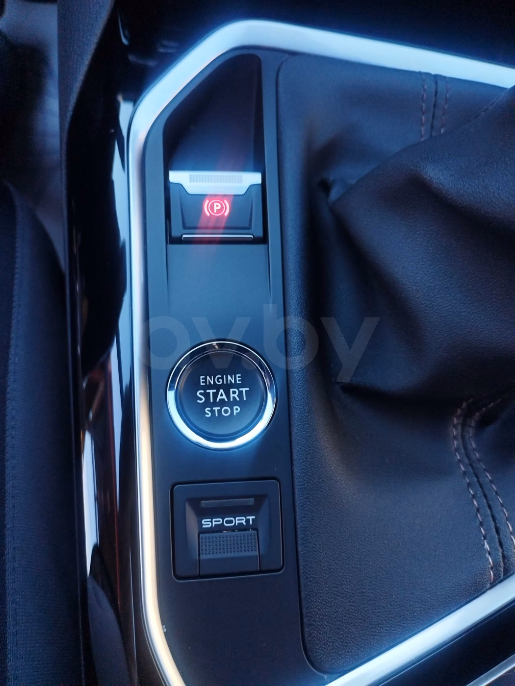 Peugeot 5008 фото 12
