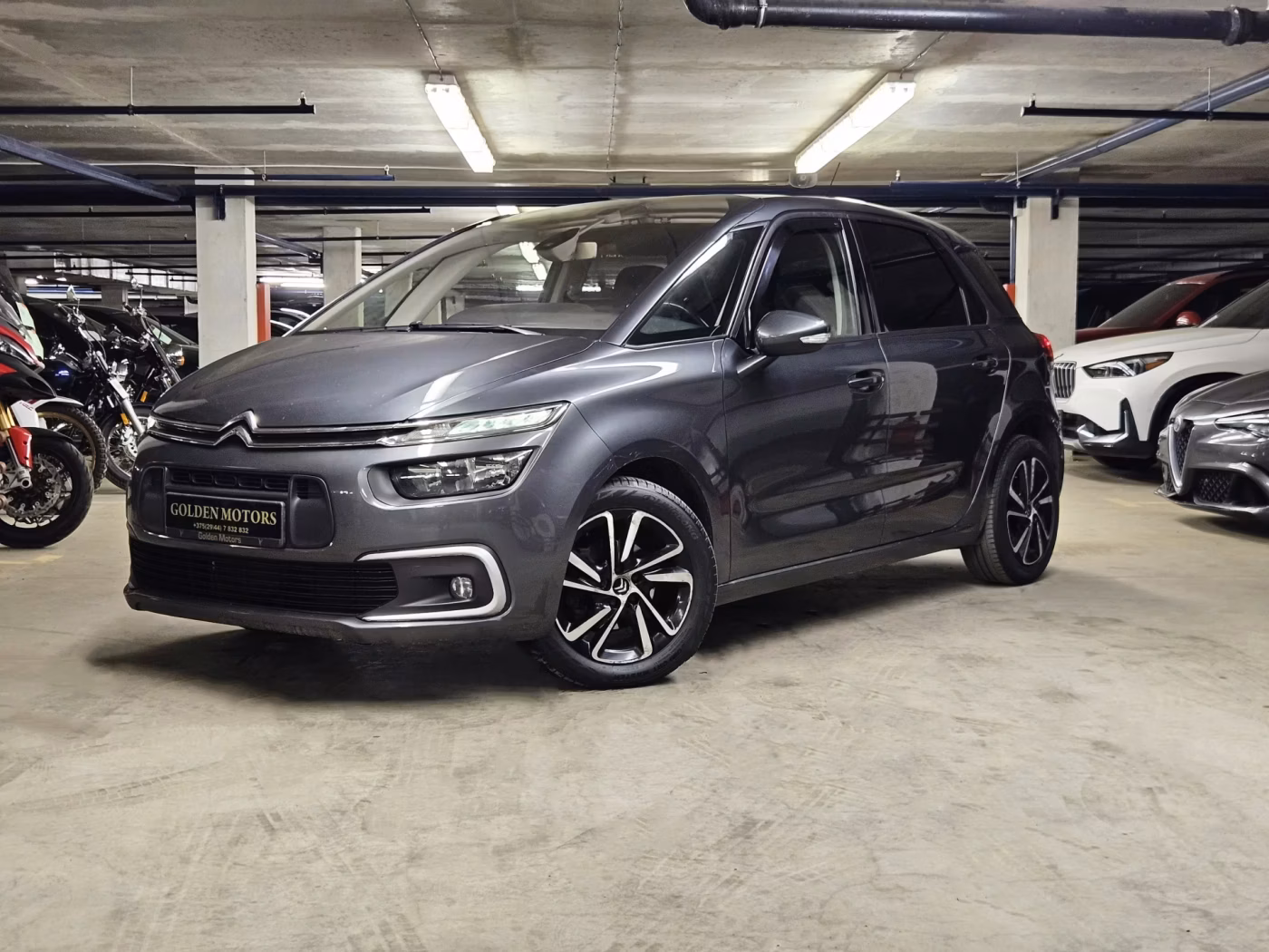 Citroen C4 Picasso фото 3