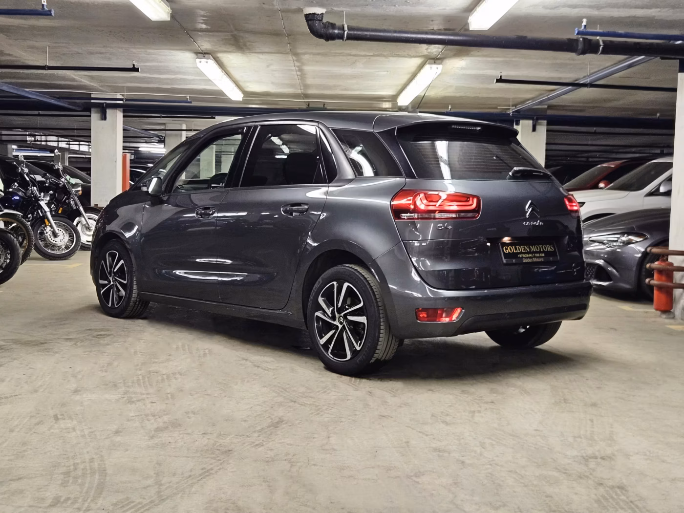 Citroen C4 Picasso фото 4